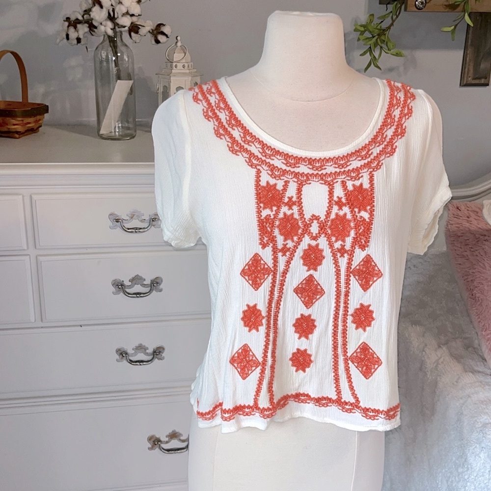 Illa Illa Top Wrap Open Back Embroidered Womens L Shirt - Picture 4 of 8